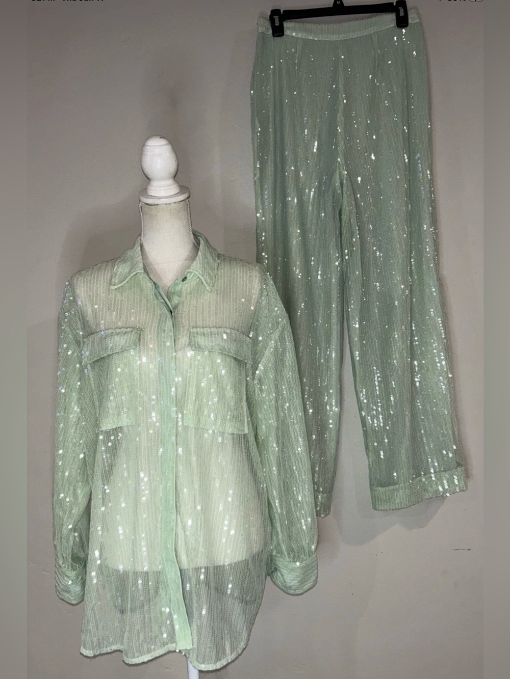 House of Harlow 1960 Pistachio Sequins Two Piece Set Shirt & Wide Leg Pants Sz M